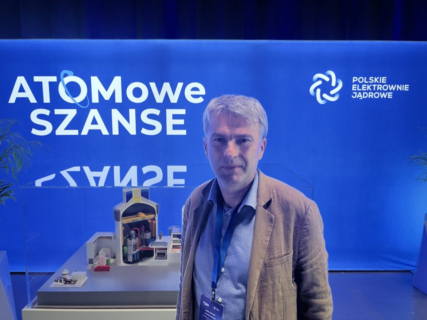 Profesor Łukasz Mamica podczas konferencji